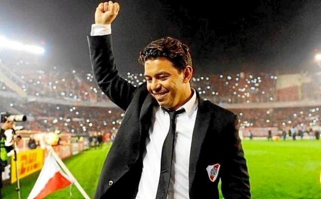 "Marcelo Gallardo es capaz de coger el Sevilla y destronar al Barça y al Madrid"