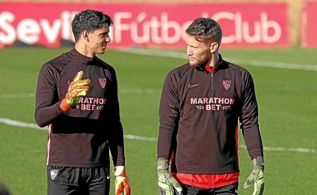 Vaclik: "En el Sevilla FC, que yo sepa, todos hemos dado negativo"