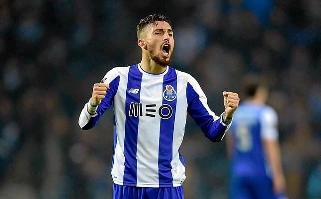 Taffarel: "Alex Telles no ha dejado de crecer; es muy bueno"