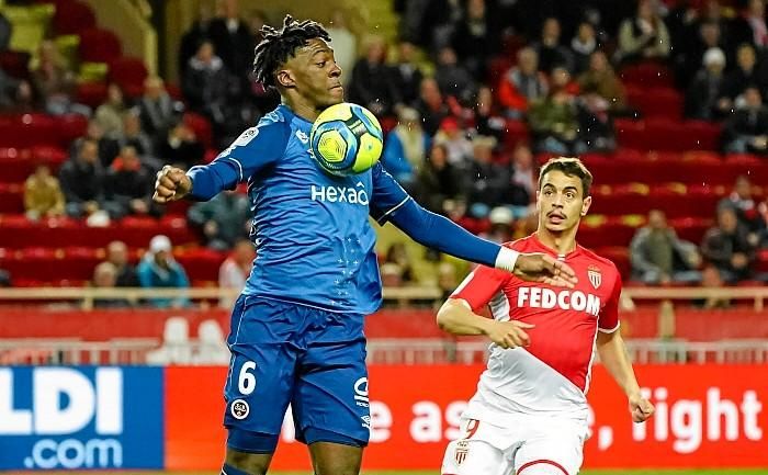 Otro central de la Ligue 1 para Monchi