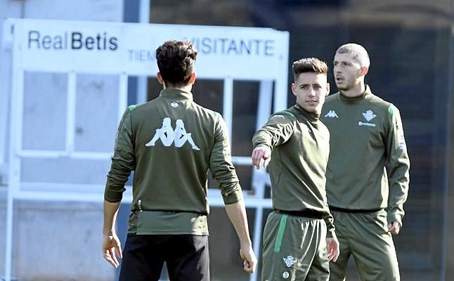 Álex Moreno: 11 "finales" y un "partido especial" contra el Sevilla