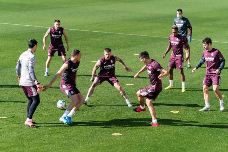 El Villarreal comienza a entrenarse en grupos