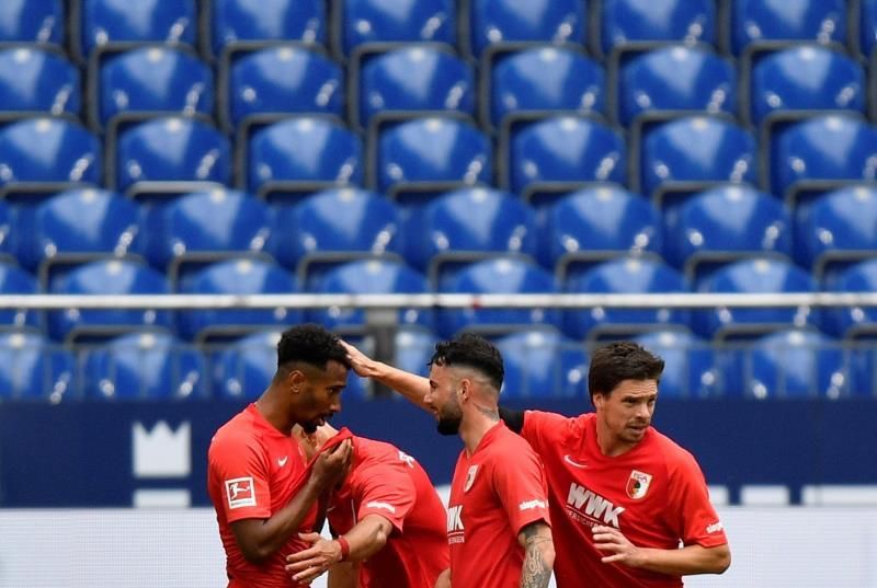 0-3. El Augsburgo profundiza la crisis del Schalke