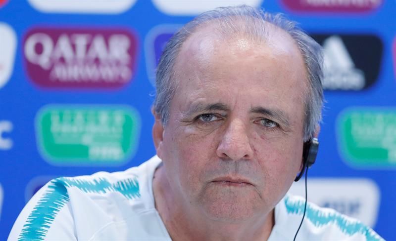 Muere de cáncer 'Vadao', extécnico de la selección brasileña femenina de fútbol