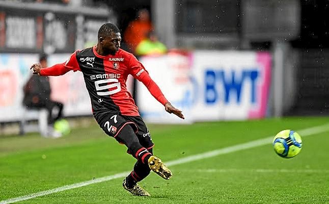 El Betis ofrece 4,8 millones por Hamari Traoré y el Rennes se lo piensa