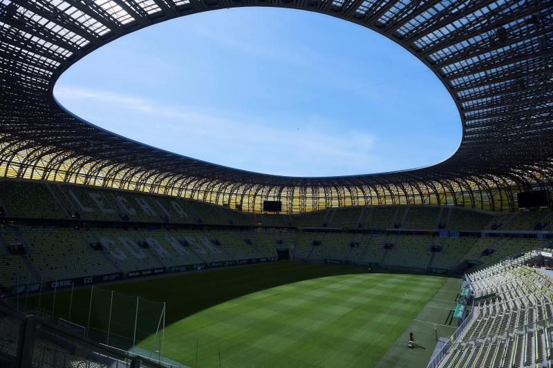 De la fiesta de Varsovia al silencio en Gdansk