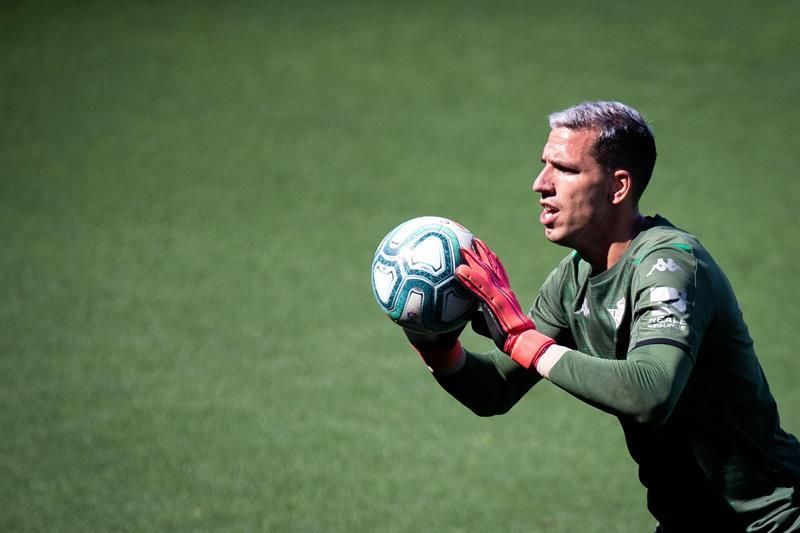 Joel Robles, tras superar la COVID-19: "Llego al derbi de sobra"