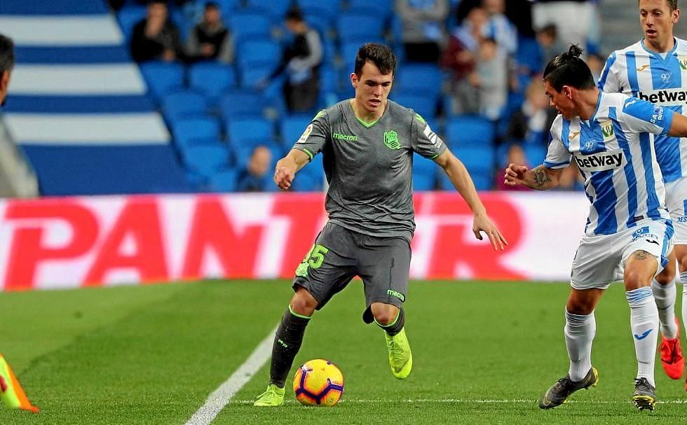 Competencia para el Betis por Álex Sola