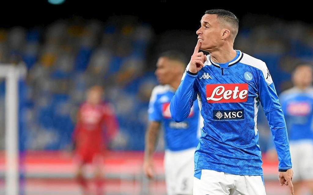 Un rival menos para Sevilla y Betis por Callejón