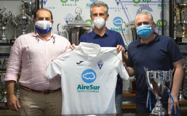 Alejandro Ceballos seguirá al frente del Castilleja en Tercera