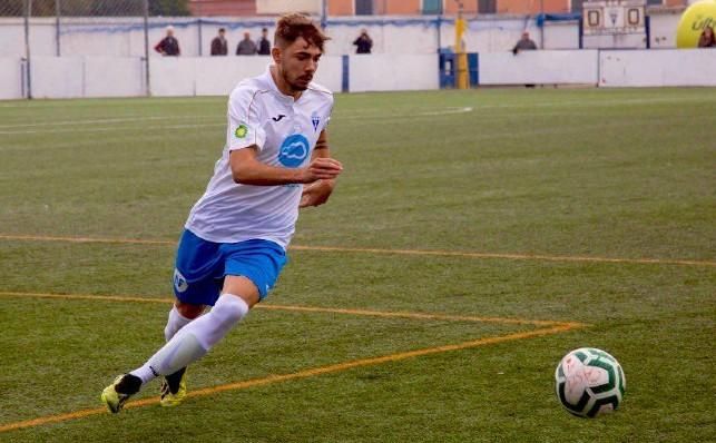 El Córdoba se lleva a un pilar del Castilleja