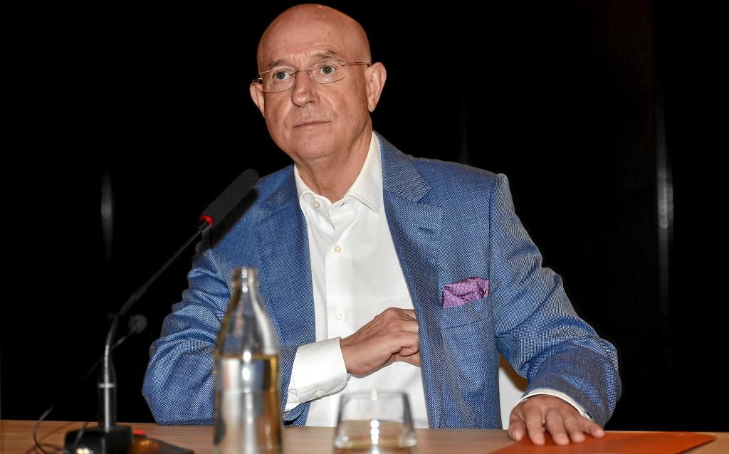 Serra replica a Del Nido y pone de ejemplo sus derbis