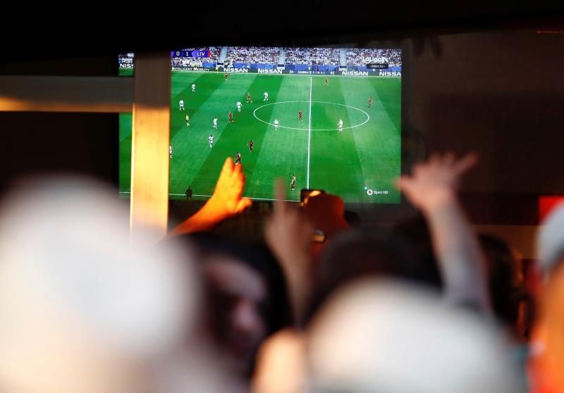 LaLiga celebra la vuelta del fútbol a los bares a través de LaLigaTV