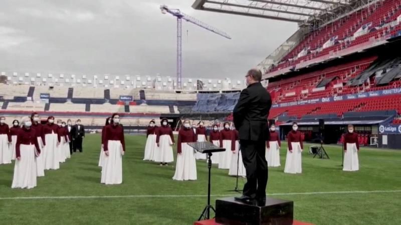 El Orfeón Pamplonés 'despide' con un concierto simbólico al actual Sadar