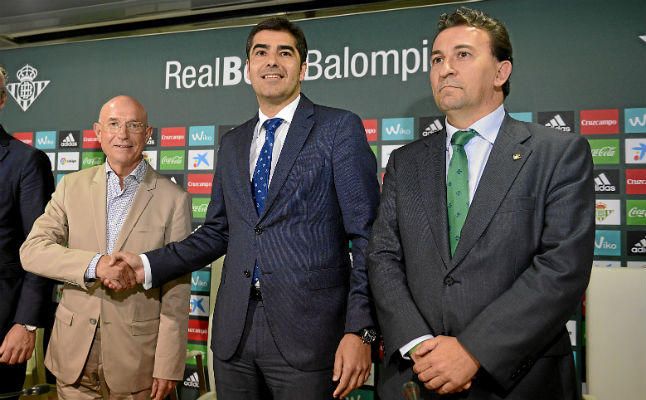 Serra, un año después: "Trabajaba para el Betis, no para Catalán, y no iba a ser un florero"