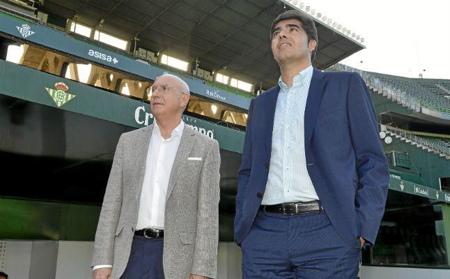 Haro, molesto con Serra Ferrer, por su rajada "en la semana del derbi"