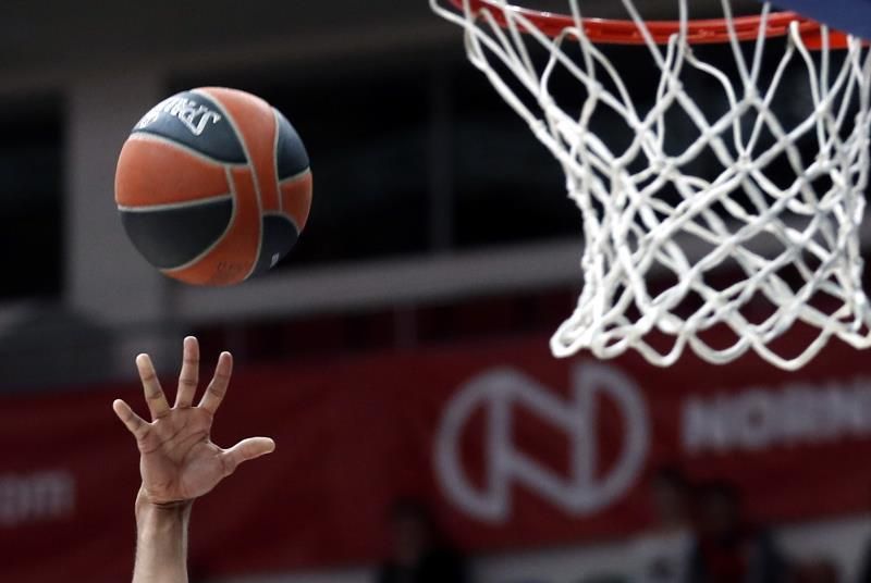 El Baskonia cuenta con 16 jugadores para intentar asaltar el título de la ACB