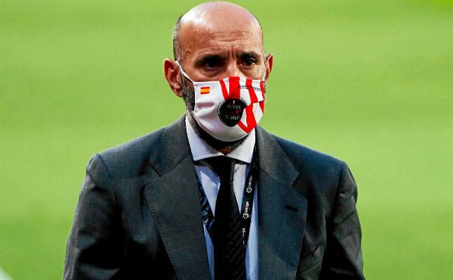 Los "padres" de la victoria del Sevilla FC en el derbi, según Monchi