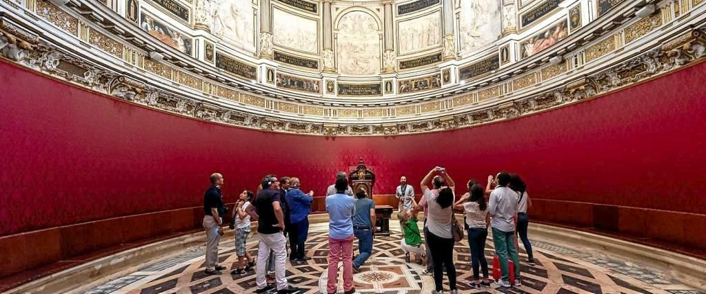 La Catedral de Sevilla reabre a las visitas