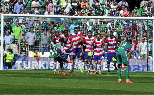 La buena racha del Granada en el Villamarín