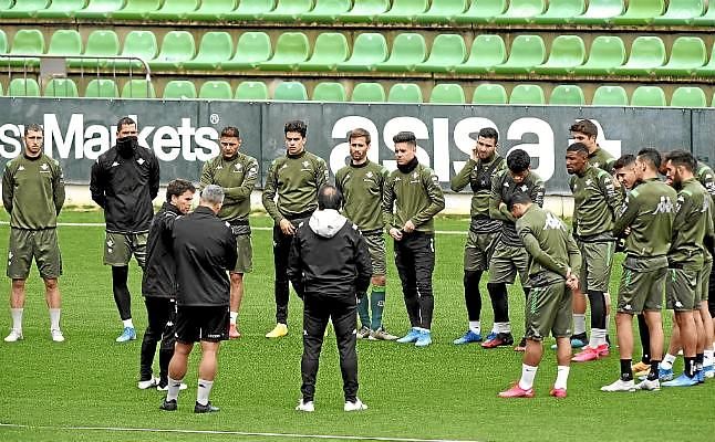 El posible once del Betis ante el Granada