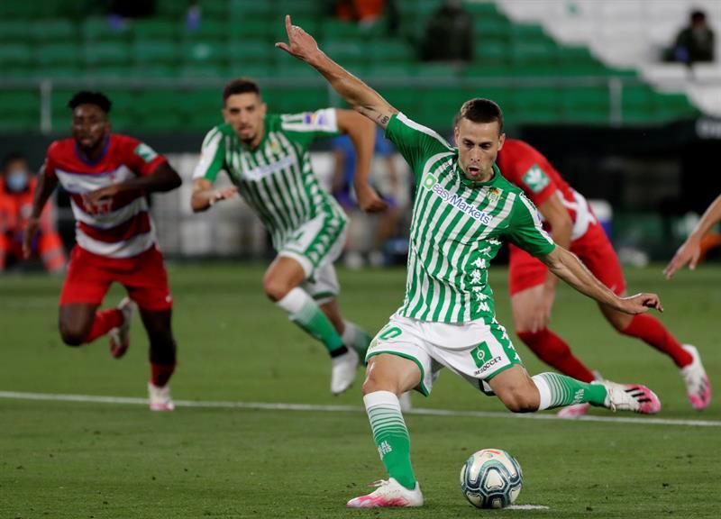 2-2. Soldado iguala en la recta final y mantiene dudas sobre futuro de Rubi