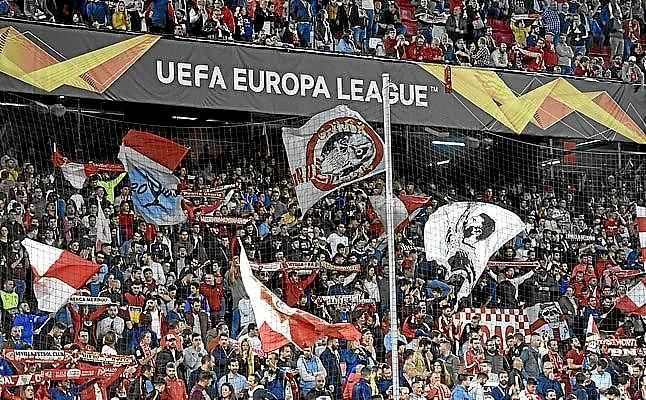 Partidarios y detractores de la 'nueva' Europa League entre el sevillismo