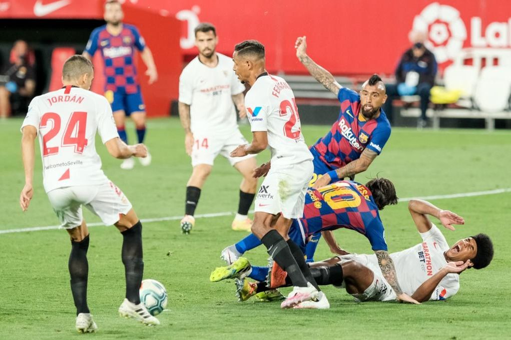 Sevilla F.C.-Barcelona: Seriedad de Champions (0-0)