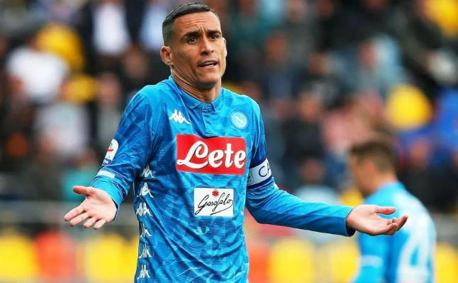 Ni Sevilla, ni Betis, "Callejón ya tiene firmado un preacuerdo con el Granada"