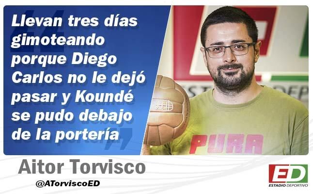 Aferrados a un arañazo de Messi para seguir hablando de Diego Carlos y el Sevilla