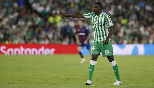 Leicester y Betis negocian el traspaso de William Carvalho
