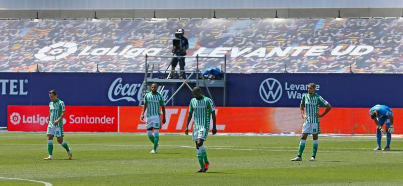 Números de descenso en el Betis... y desazón