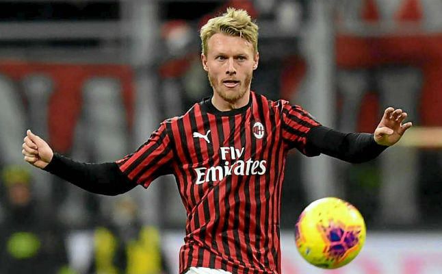 Acaba el plazo para comprar a Kjaer: la decisión del Milan