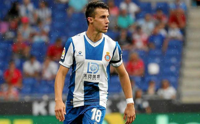 El agente de Corchia, sin sitio en el Sevilla FC, arroja luz sobre su futuro