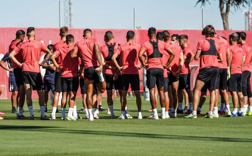 El Sevilla vuelve al trabajo con la vista en el Eibar