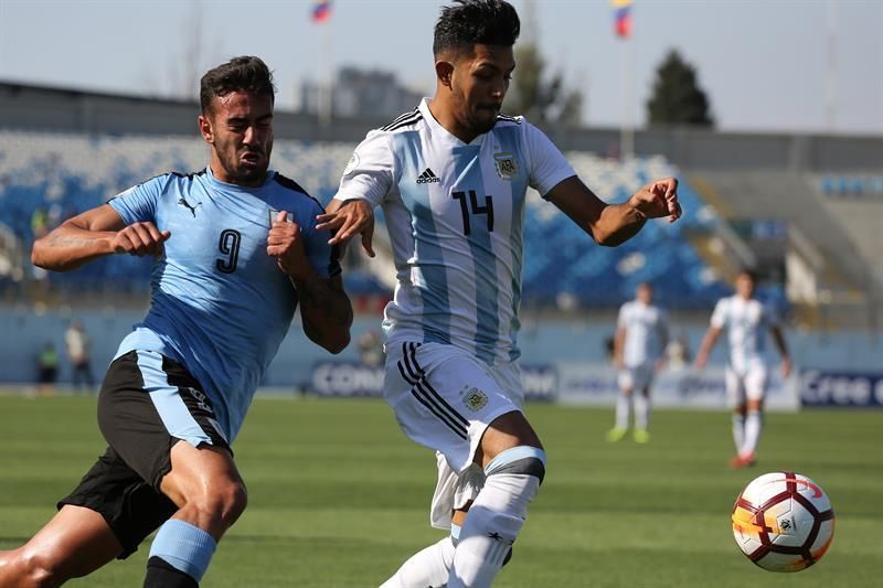 El lateral Facundo Medina es transferido al Lens francés