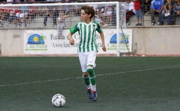 Miranda da otro 'pasito' para volver al Betis