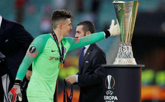 Kepa aporta glamur al debate de la portería del Sevilla