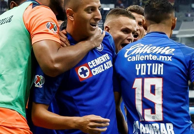 1-4. El Cruz Azul golea a los Pumas UNAM de Míchel en la Copa por México