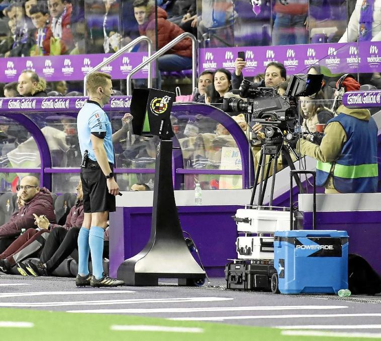 En plena polémica, ya hay árbitro para el Betis-Osasuna