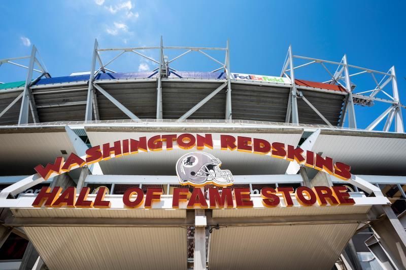 Dueños minoritarios de los Redskins buscan vender participaciones
