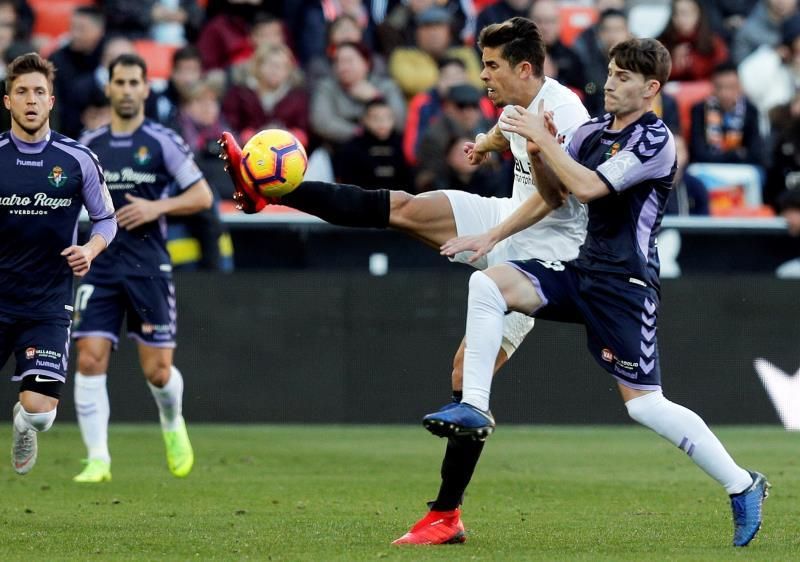 El Valencia a reencontrar la victoria frente a un Valladolid sin urgencias