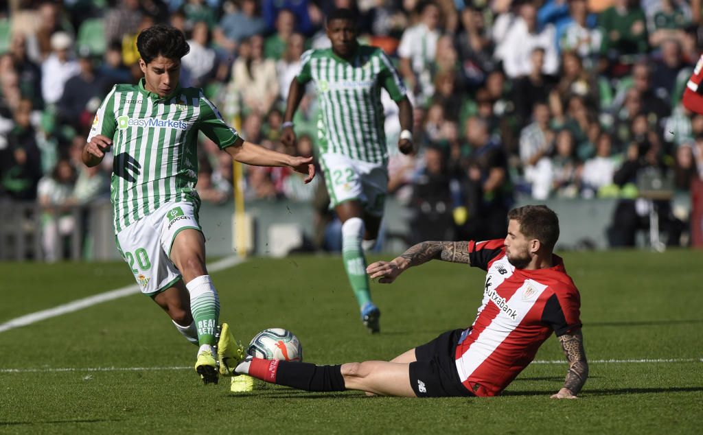 El Olympique de Lyon se interesa por Diego Lainez