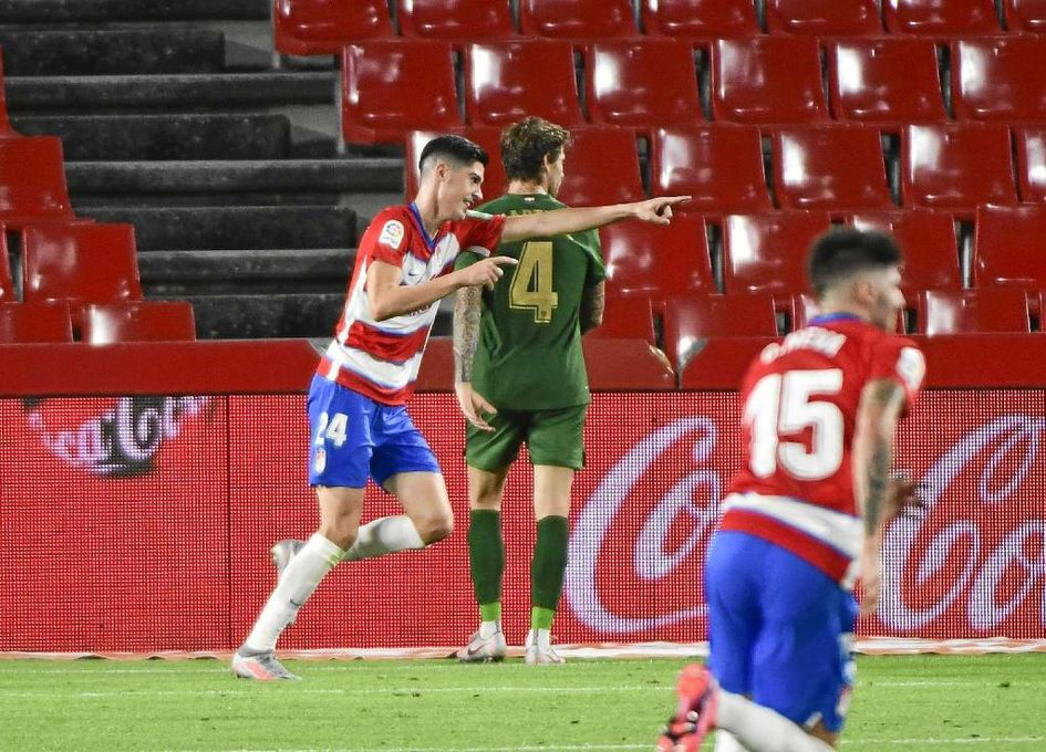 'Novia' de prestigio para Carlos Fernández