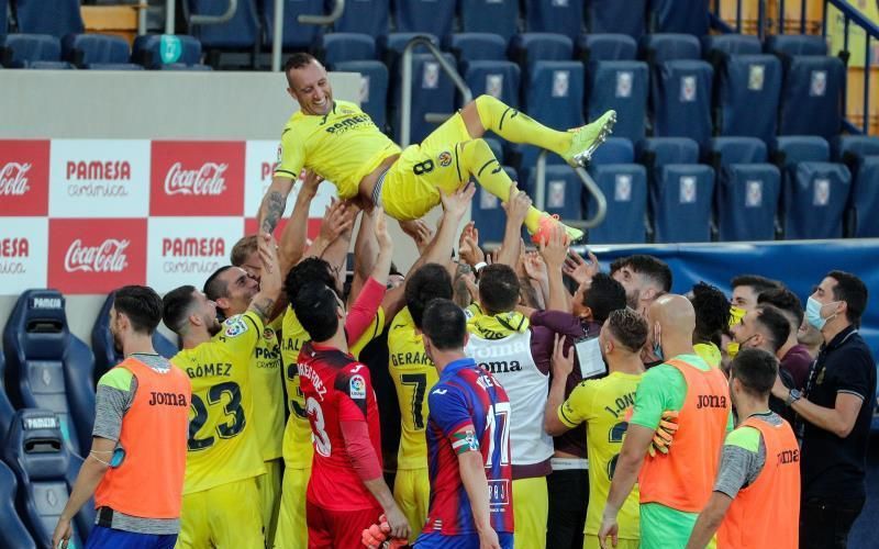 El Al Saad hace oficial el fichaje de Santi Cazorla