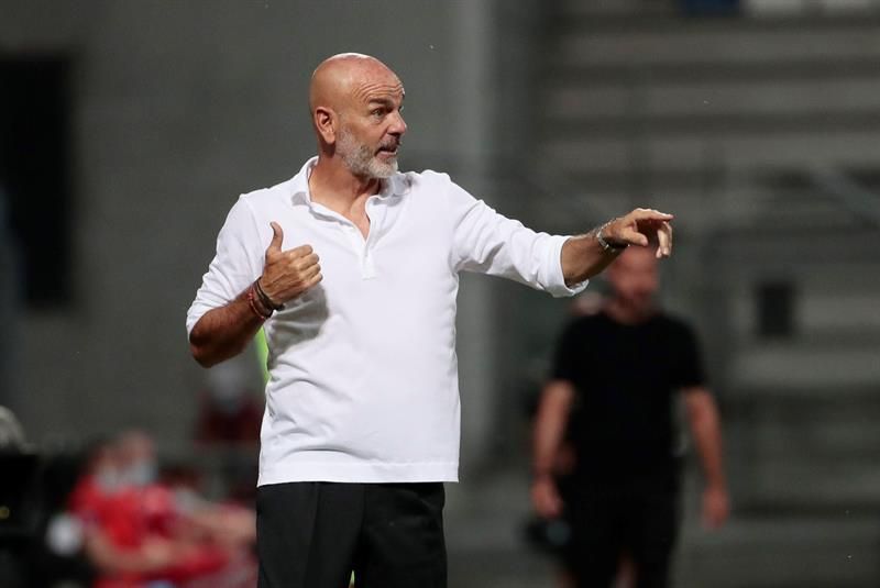 El Milan prolonga el contrato del técnico Pioli hasta 2022