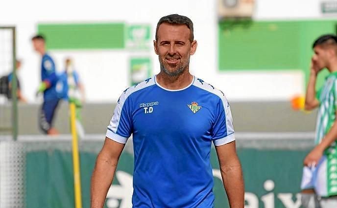 Pellegrini ya tiene completo su cuerpo técnico