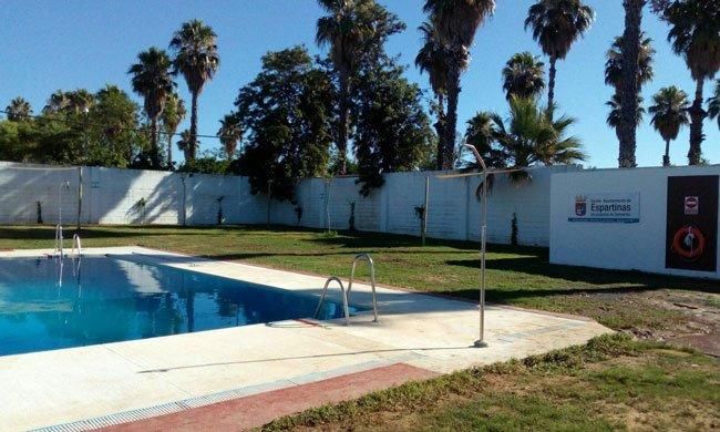 Espartinas al fin puede abrir su piscina municipal