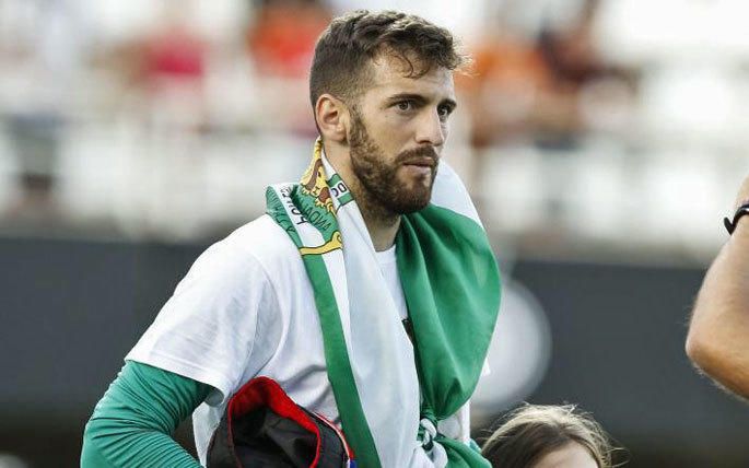 Manu García, un héroe sevillano con muchos pretendientes