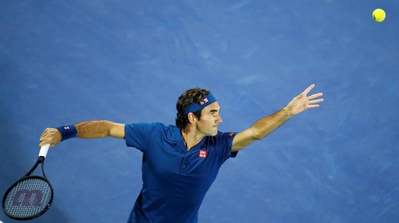 Federer sorprende a dos niñas italianas y les regala campus en Academia Nadal